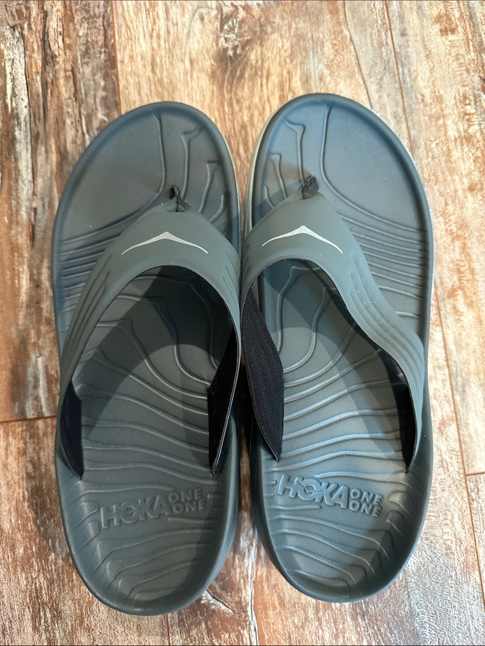 Hoka One One Unisex Slate Gray Flip-Flop Sandals
